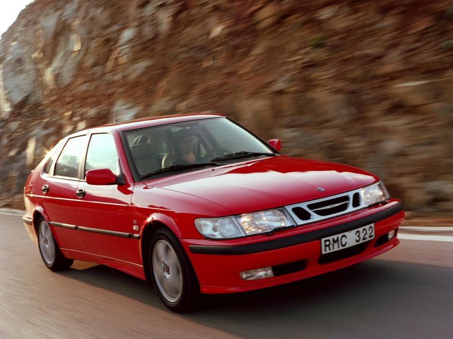  Saab 9-3 Aero 1999 года  (фото 12 из 43)